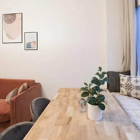 Demaistre Refurbished Close To Sacré Coeur 4p Appartamento